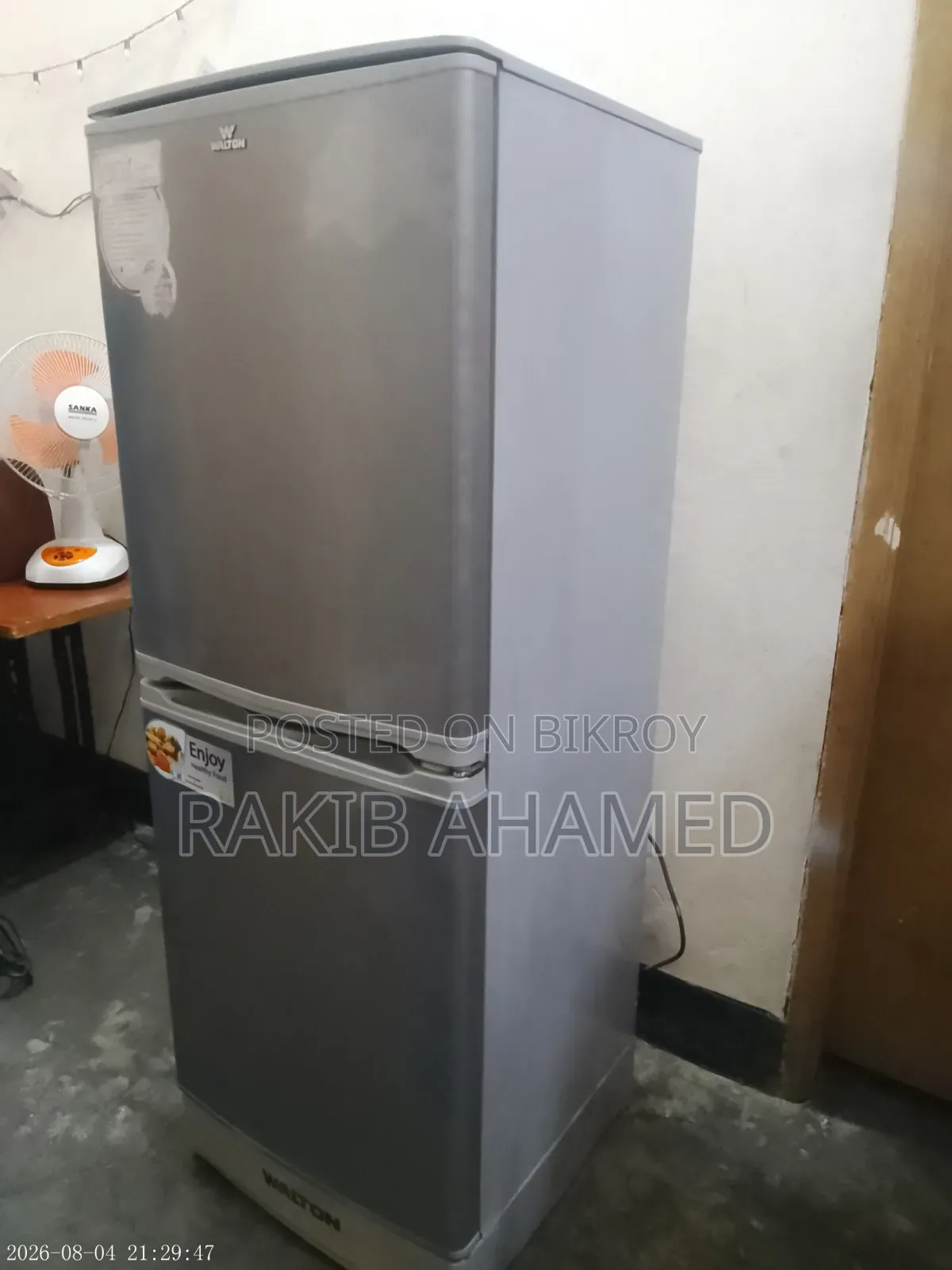 ওয়ালটন ফ্রিজ বিক্রি করা হবে।