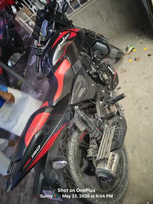 Bajaj Pulsar 150 2023 Red