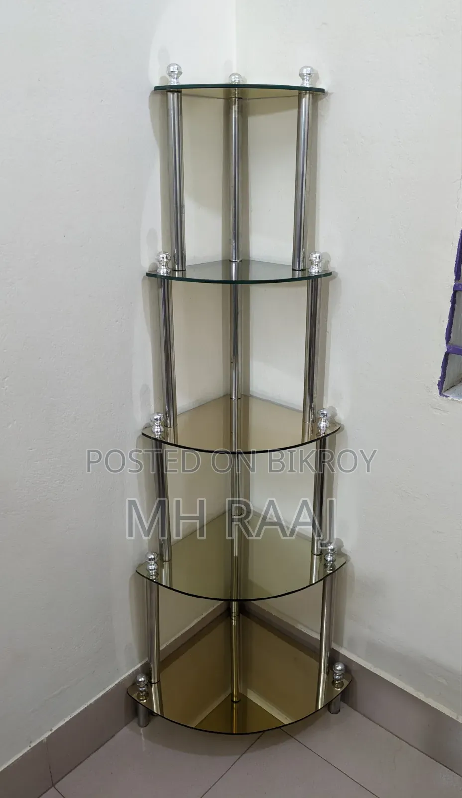Corner Glass Display Rack
