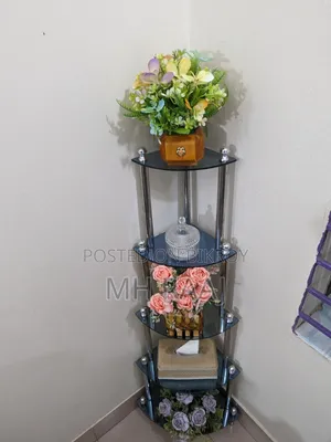 Corner Glass Display Rack