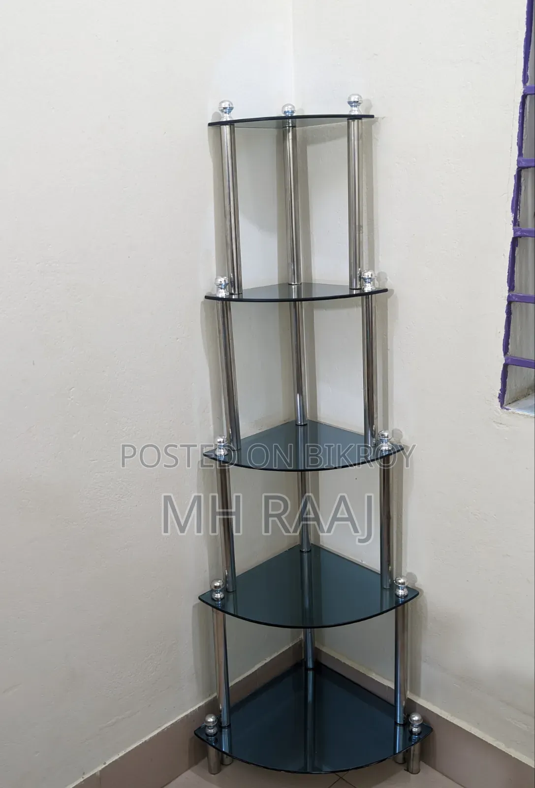Corner Glass Display Rack