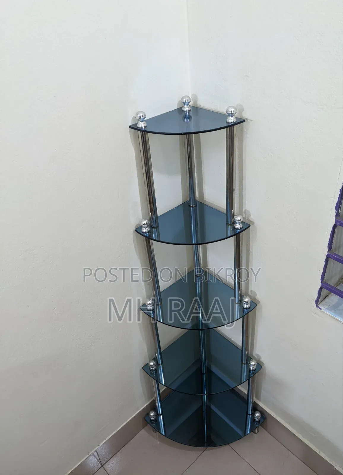 Corner Glass Display Rack