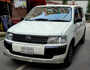 Toyota Probox 1.5 CNG Two-Wheel Drive 2003 White