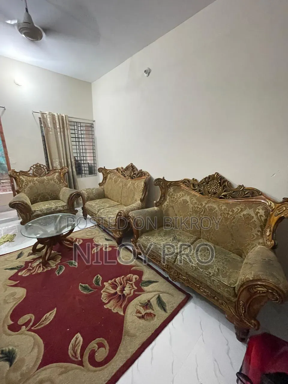 ভিক্টোরিয়ান সোফা সেট