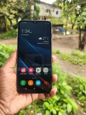 Samsung Galaxy M20 32 GB Black