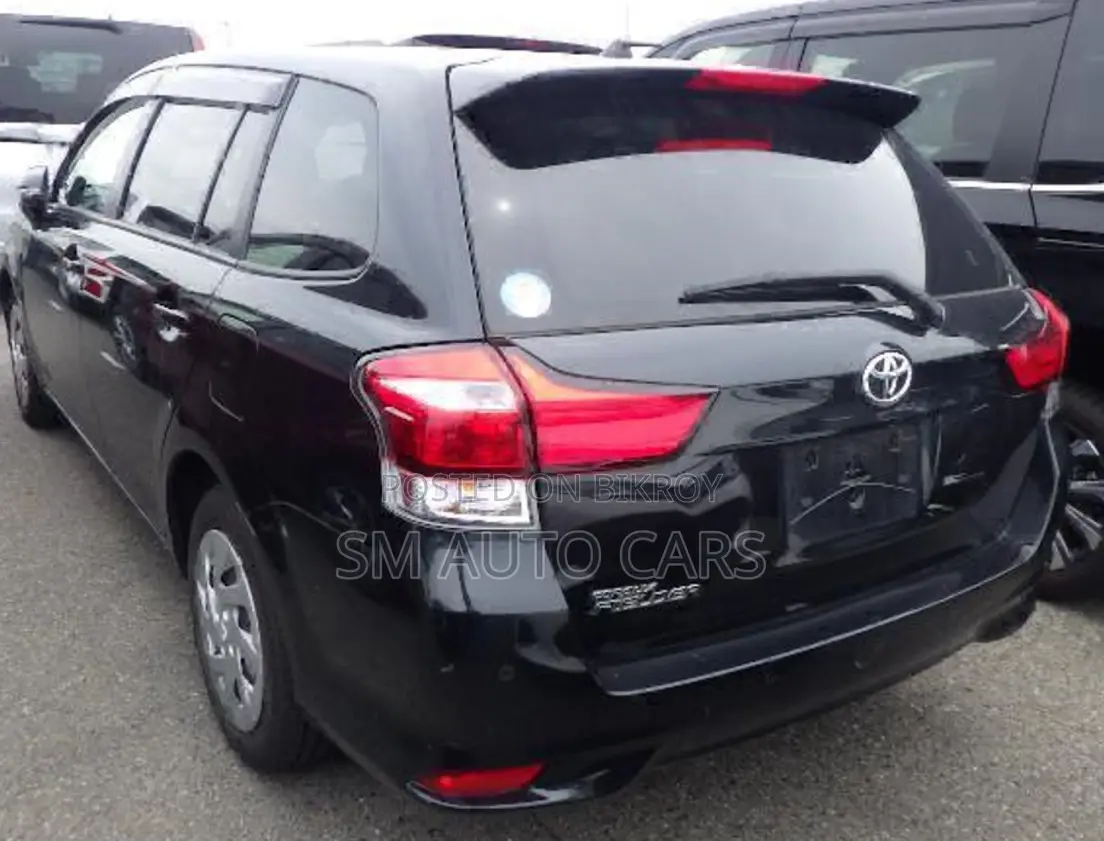 Toyota Corolla Fielder 2021 Black