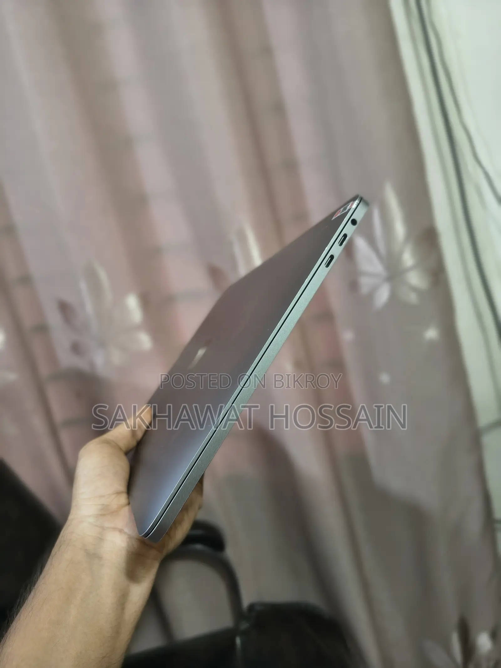 Laptop Apple MacBook Pro 2018 8GB Intel Core i5 SSD 256GB