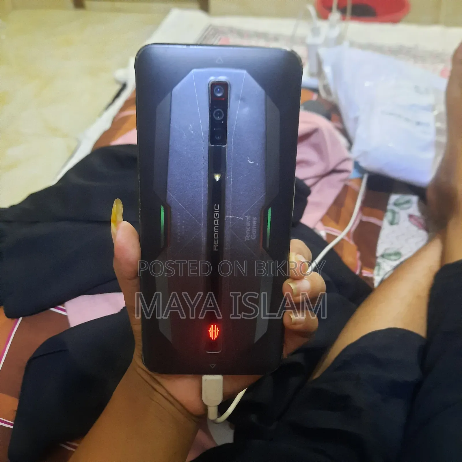 মোবাইল ফোন ২৫৬ জিবি সিলভার