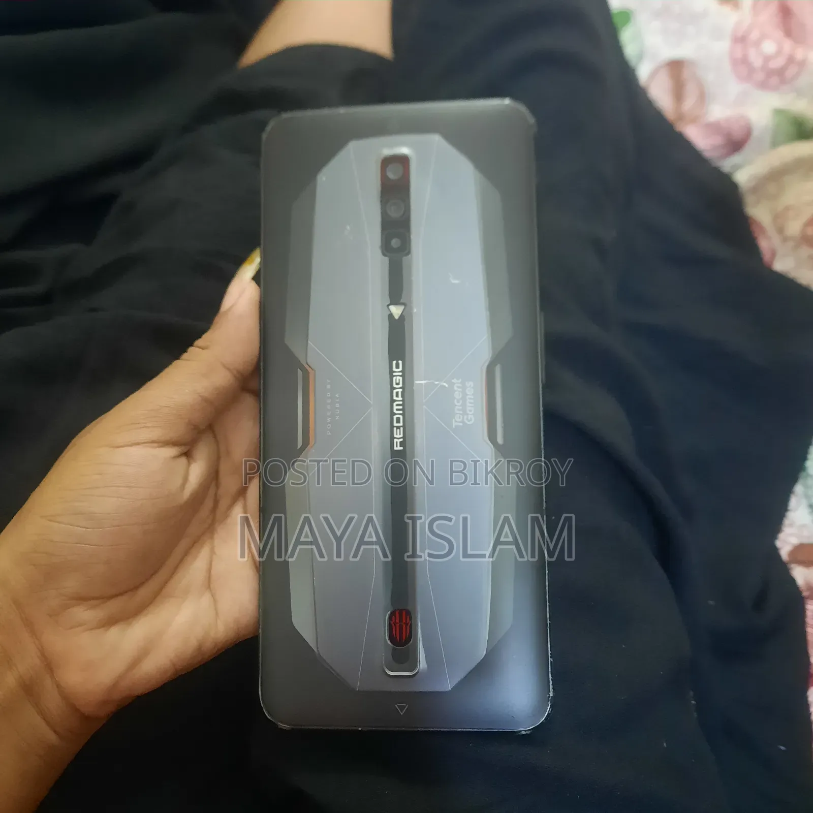 মোবাইল ফোন ২৫৬ জিবি সিলভার