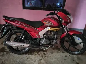 Mahindra Centuro 2016 Red