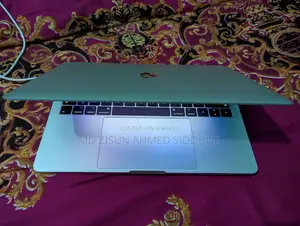 Laptop Apple MacBook Pro 2017 8GB Intel Core i5 SSD 128GB