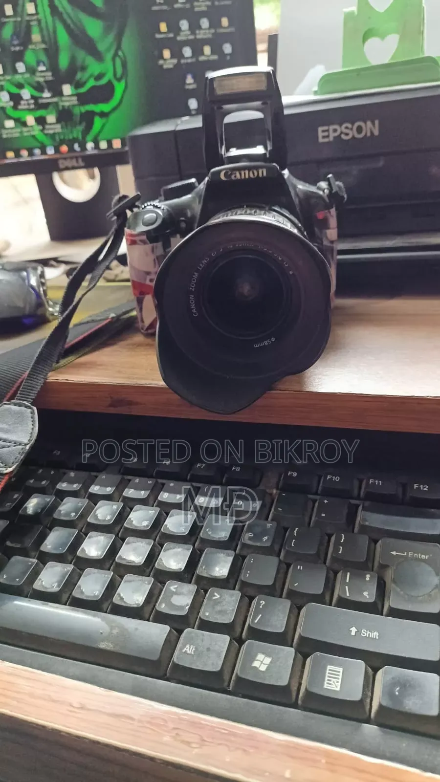 ক্যানন ১১০০ডি সেল
