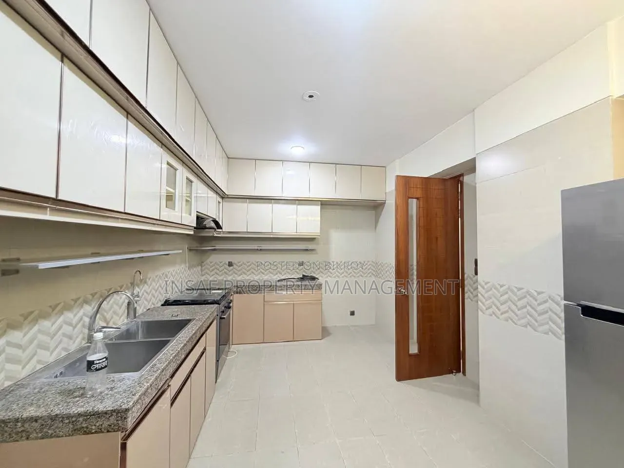 4-Bedroom Apartment in Gulshan for Rent