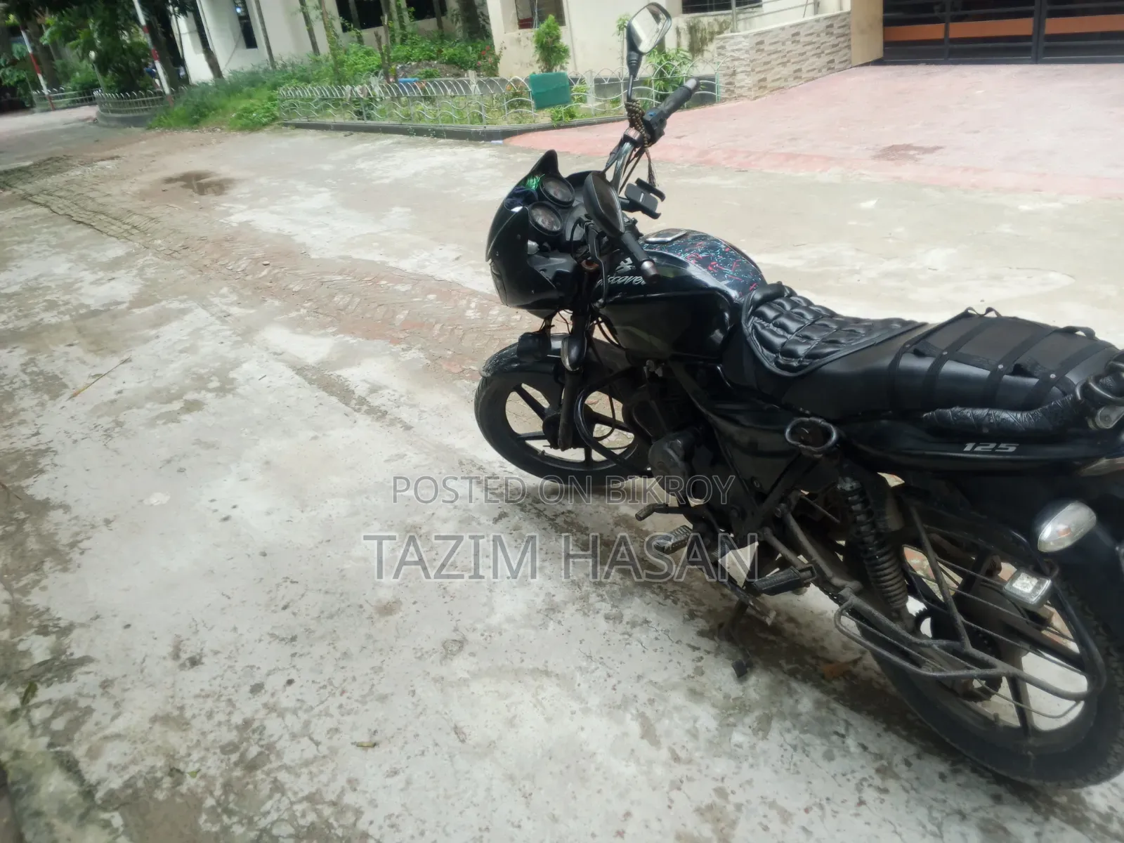বাজাজ ডিসকভার ১২৫ ২০১১ ব্ল্যাক