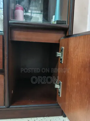 Regal Wooden Dressing Table