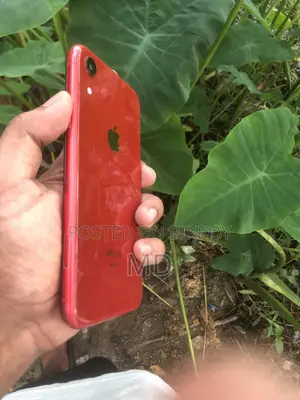 Apple iPhone XR 128 GB Red