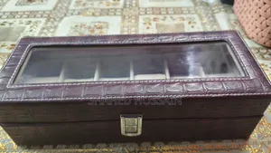 পুরুষদের ঘড়ির বাক্স