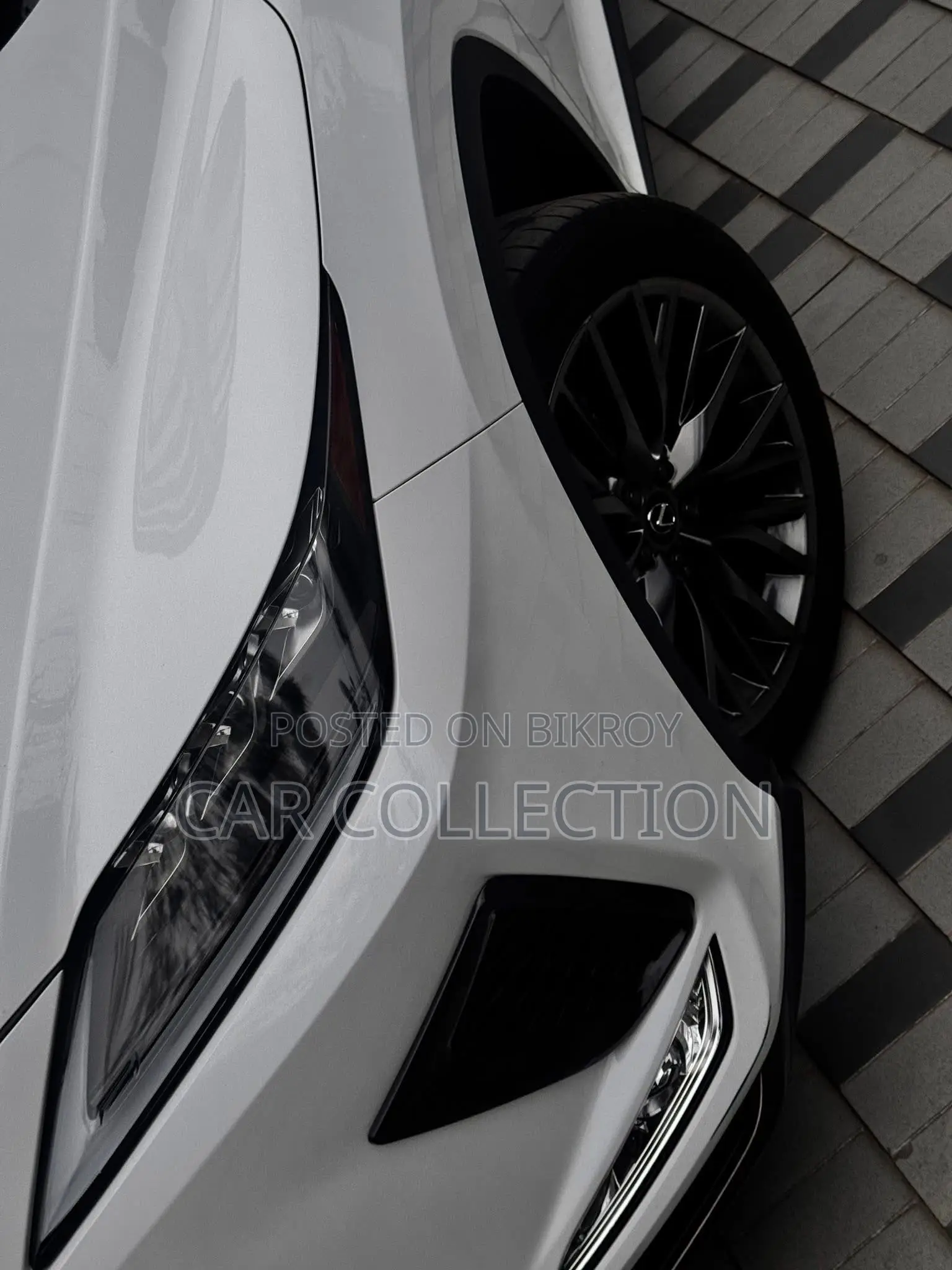 Lexus RX 300 Two-Wheel Drive 2020 Pearl