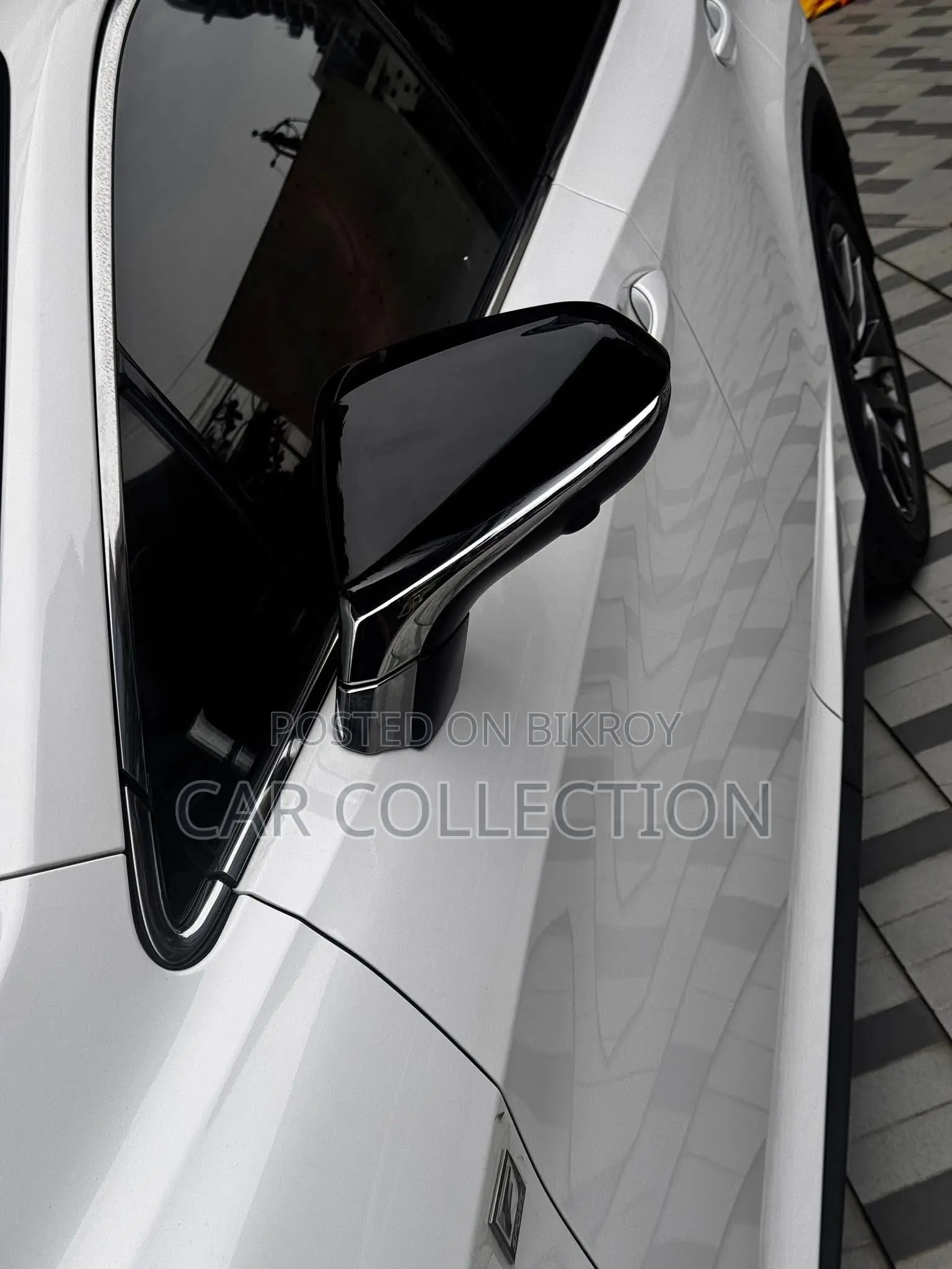 Lexus RX 300 Two-Wheel Drive 2020 Pearl