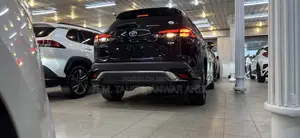 টয়োটা করোল্লা ক্রস এলই এডব্লিউডি ২০২৩ কালো