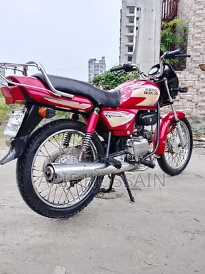 Honda 2011 Red