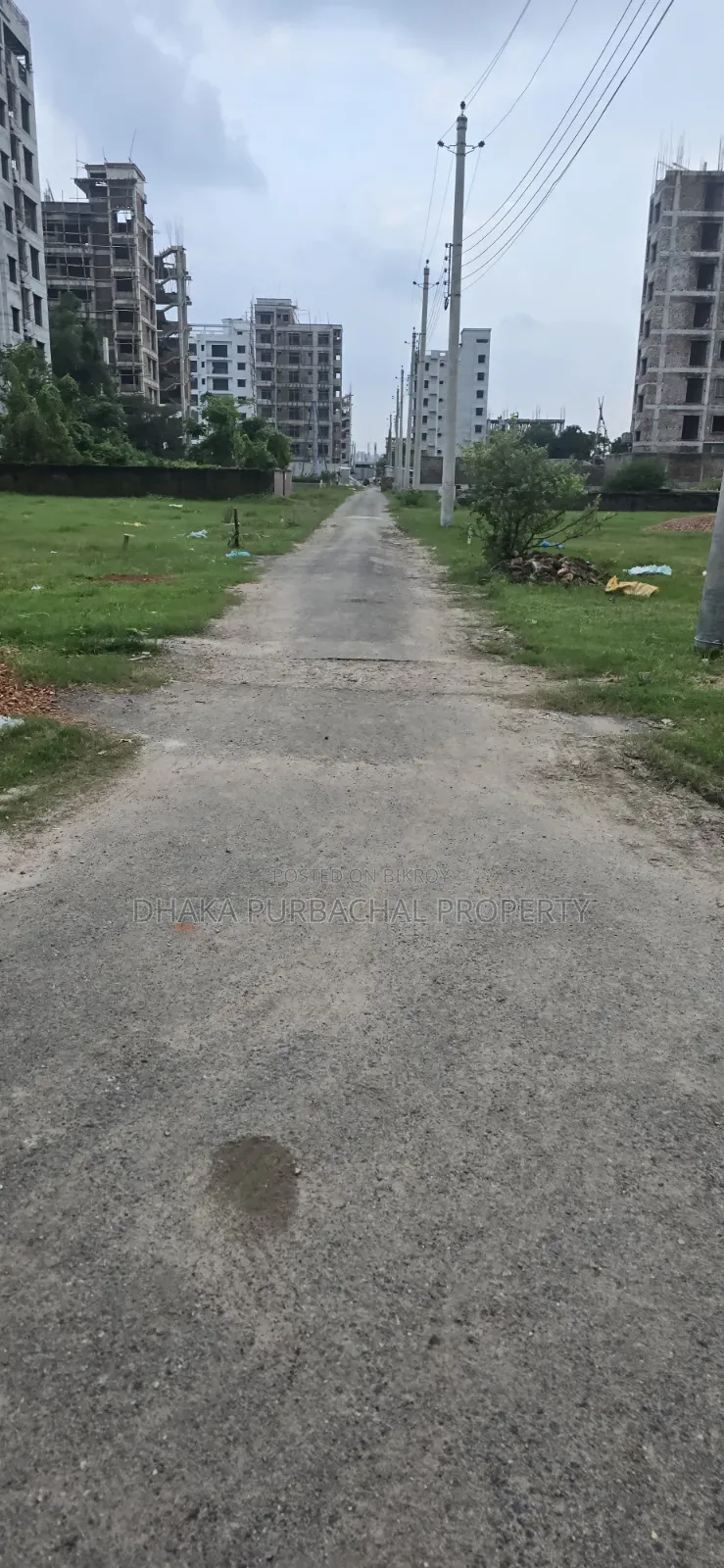 রাজউক পূর্বাচল ৭৫' রোডে দক্ষিণমুখী ৫ কাঠা প্লট বিক্রি করা হবে