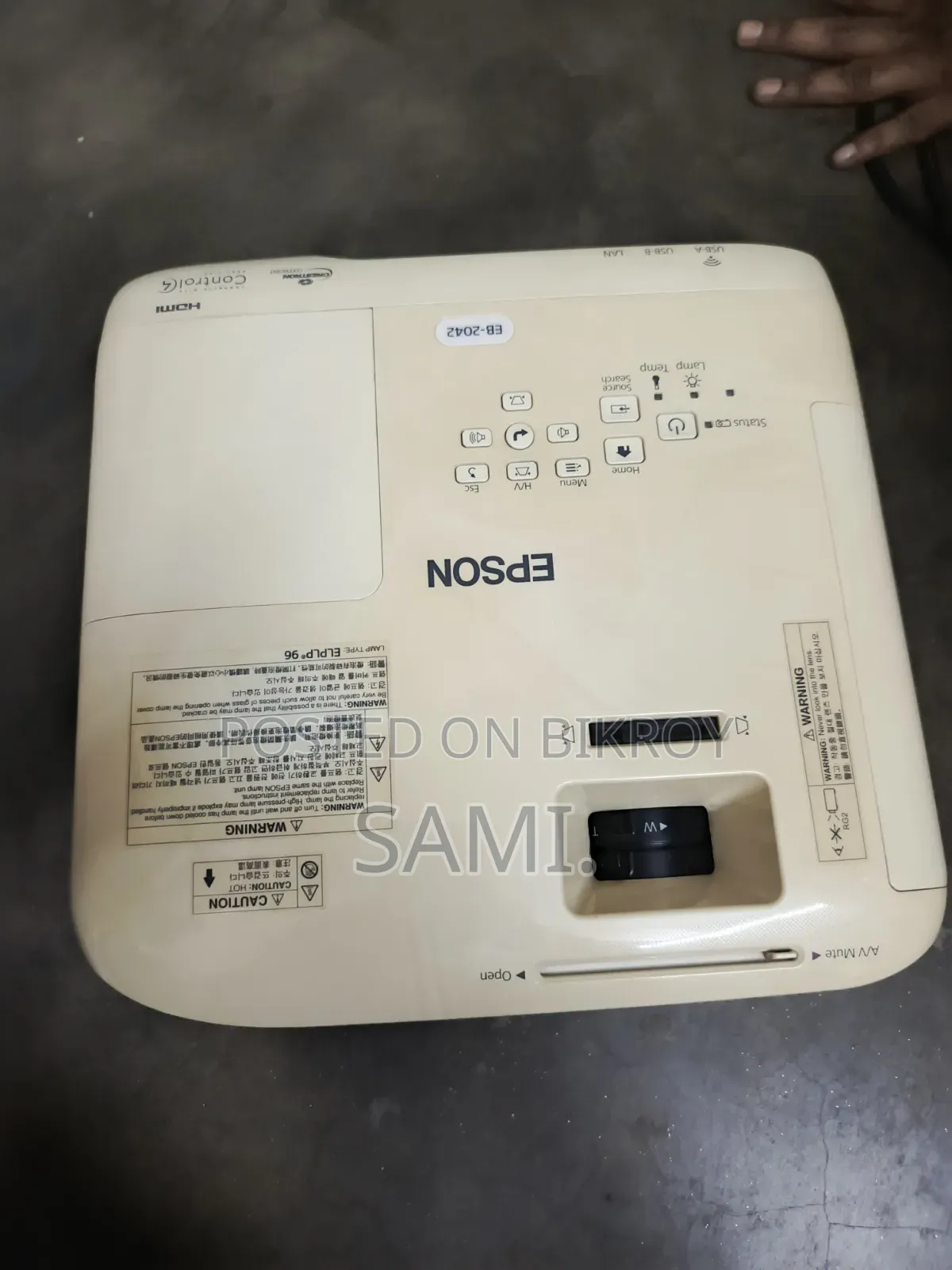 Projector for sale