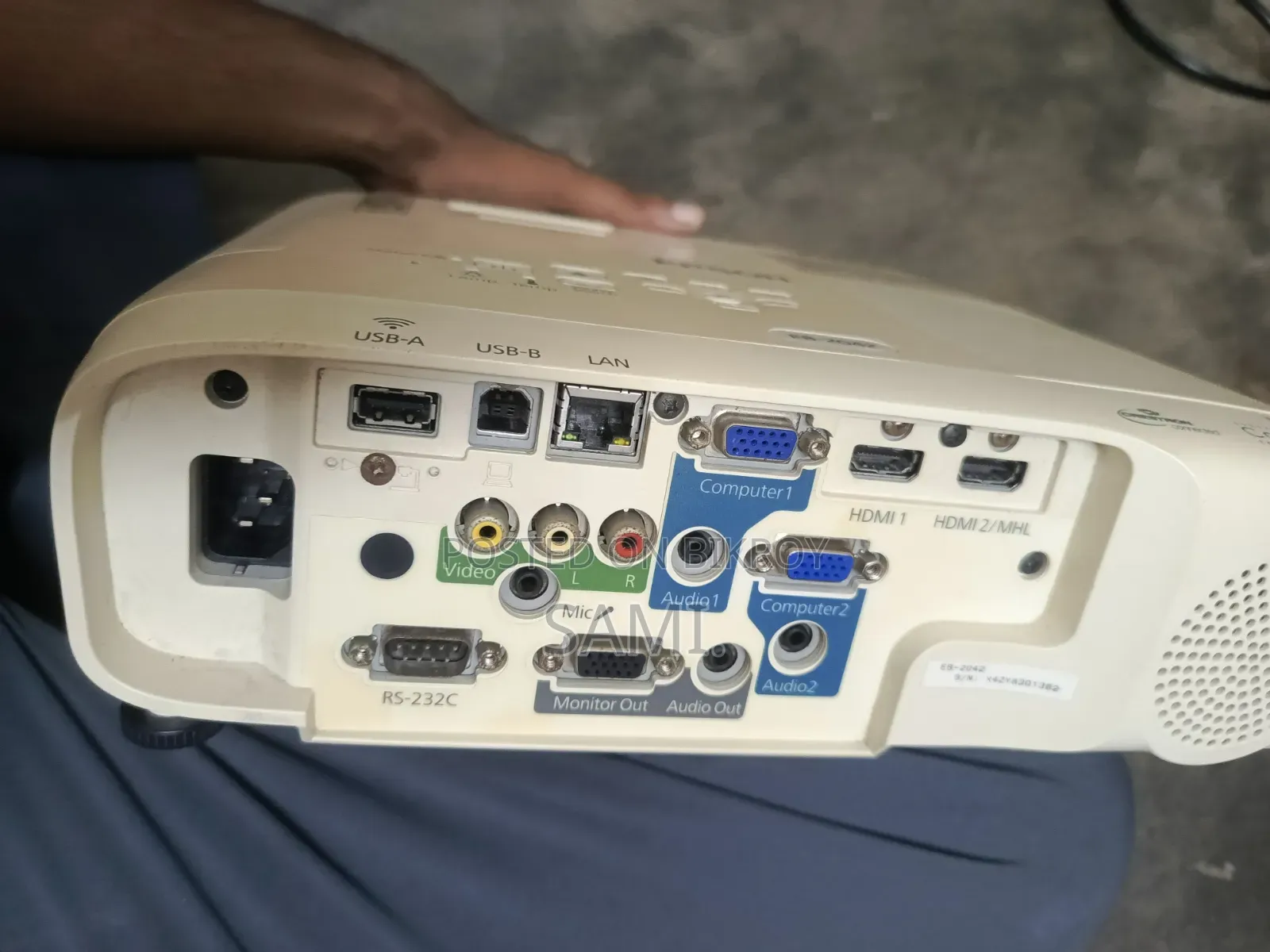 Projector for sale