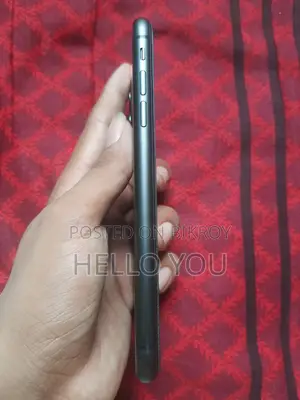 Apple iPhone 11 64 GB Black