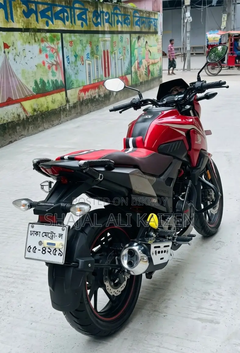 Honda X-Blade 160 2021 Red