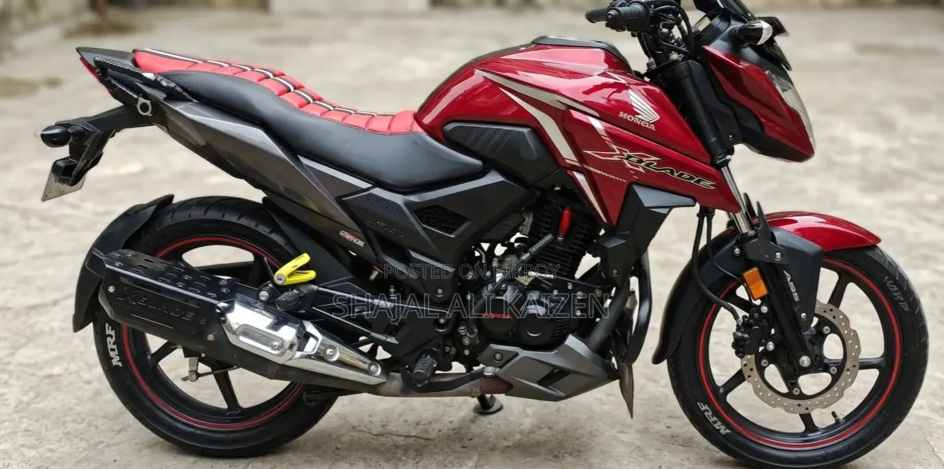 Honda X-Blade 160 2021 Red