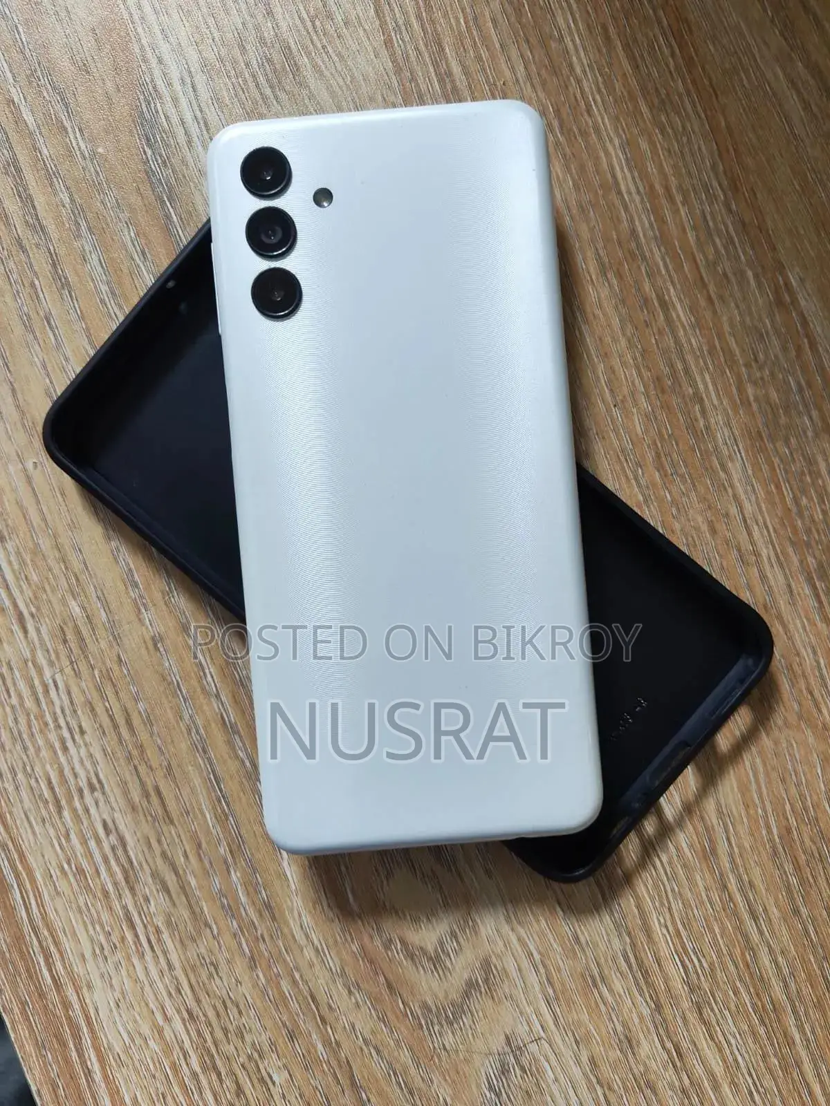 স্যামসাং গ্যালাক্সি এ০৪এস ৬৪ জিবি সাদা