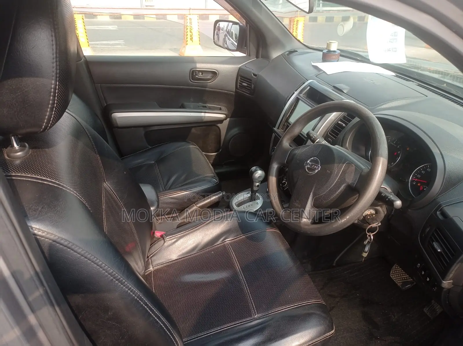 Nissan X-Trail 2011 Gray