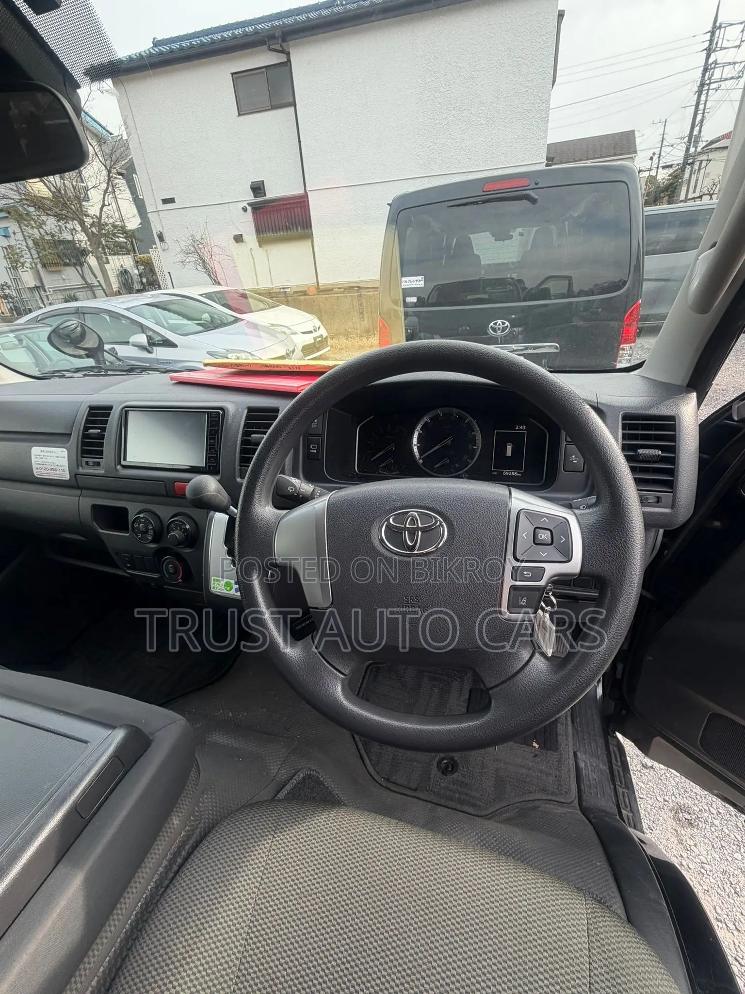 Toyota HiAce 2022 Black