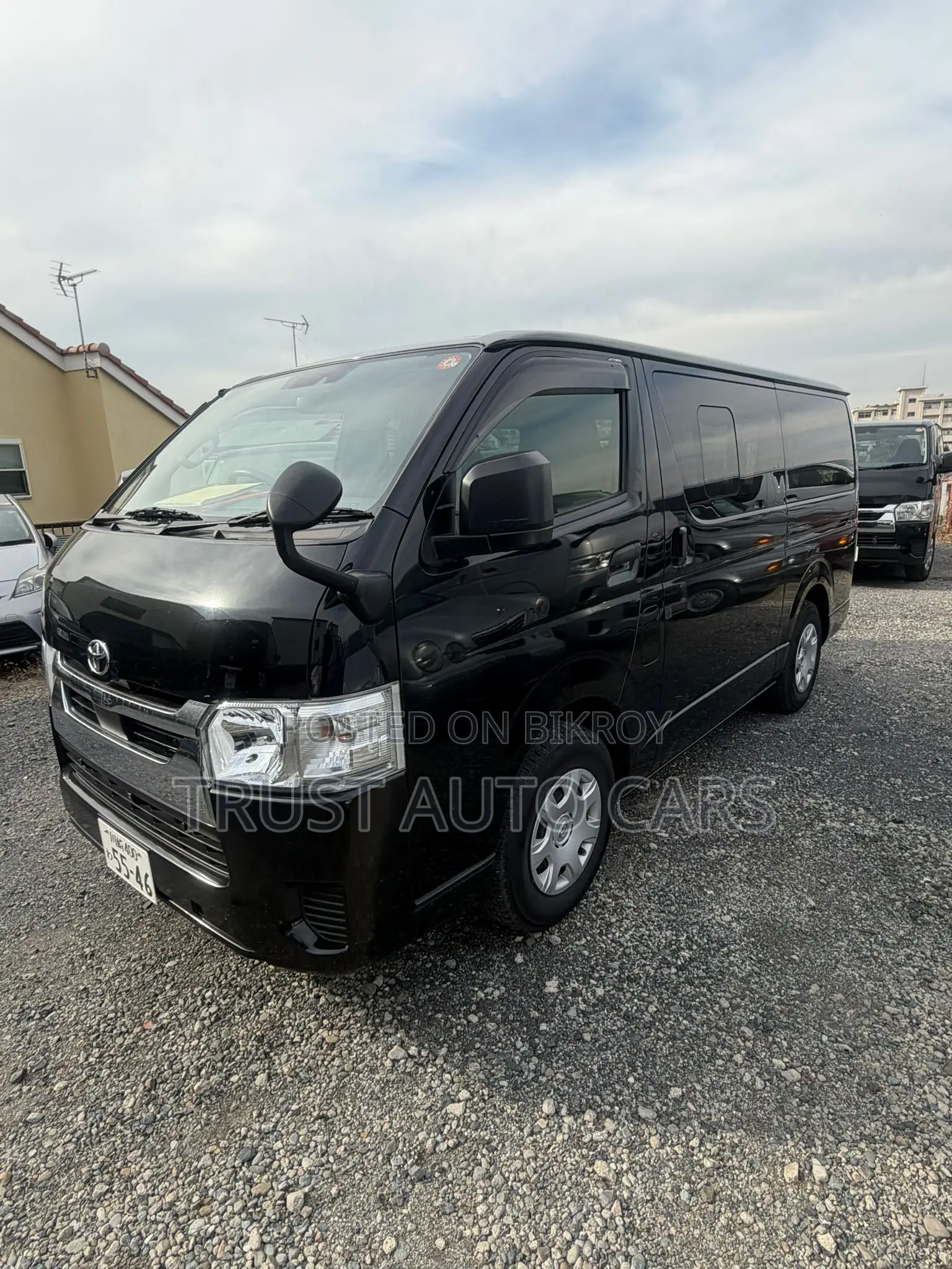 Toyota HiAce 2022 Black