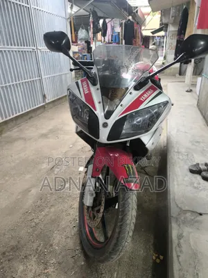 Yamaha R1 2014 Red