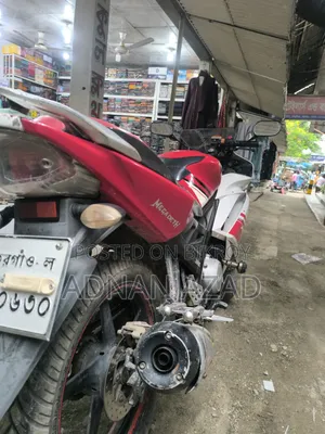 Yamaha R1 2014 Red