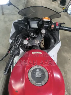 Yamaha R1 2014 Red