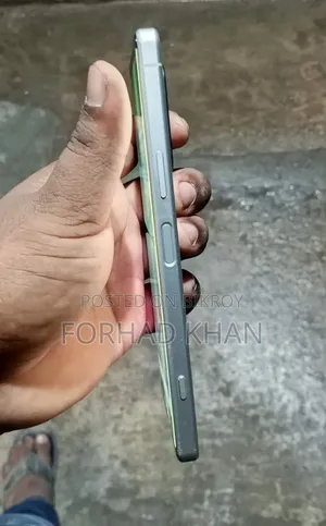 সোনি এক্সপেরিয়া ৫ আইভি ১২৮ জিবি হোয়াইট