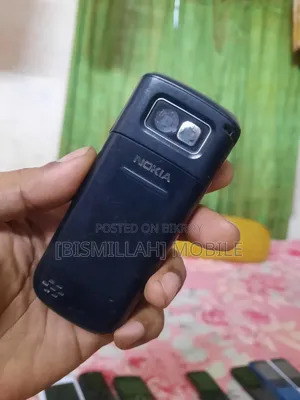 Nokia 1680 classic Black