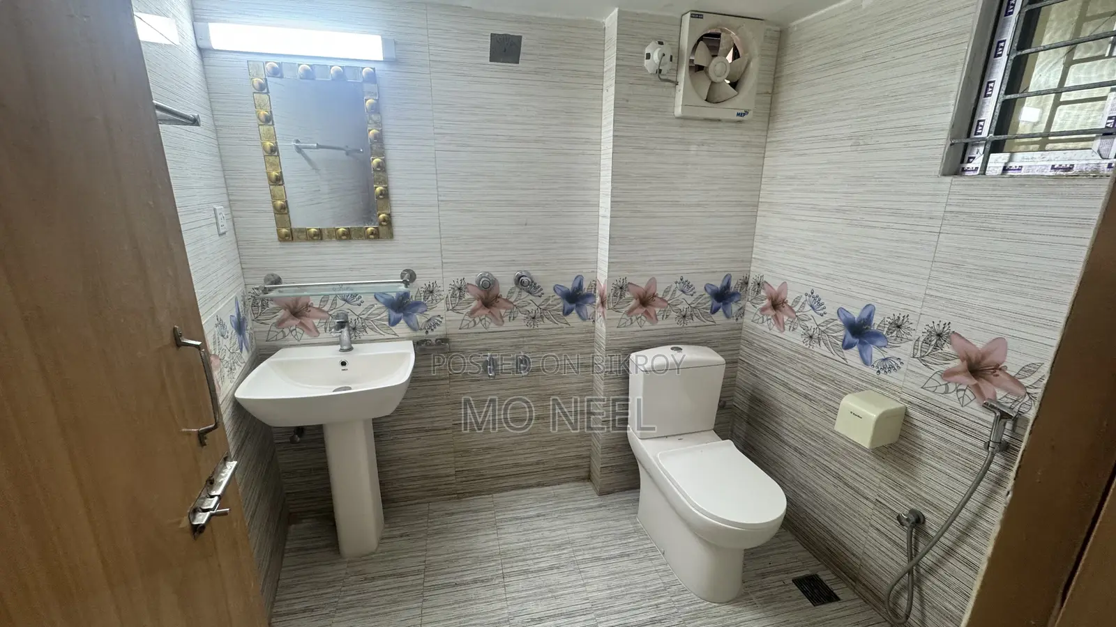3 Bedroom Apartment in Moniza Wahiddream, Mirpur for Sale