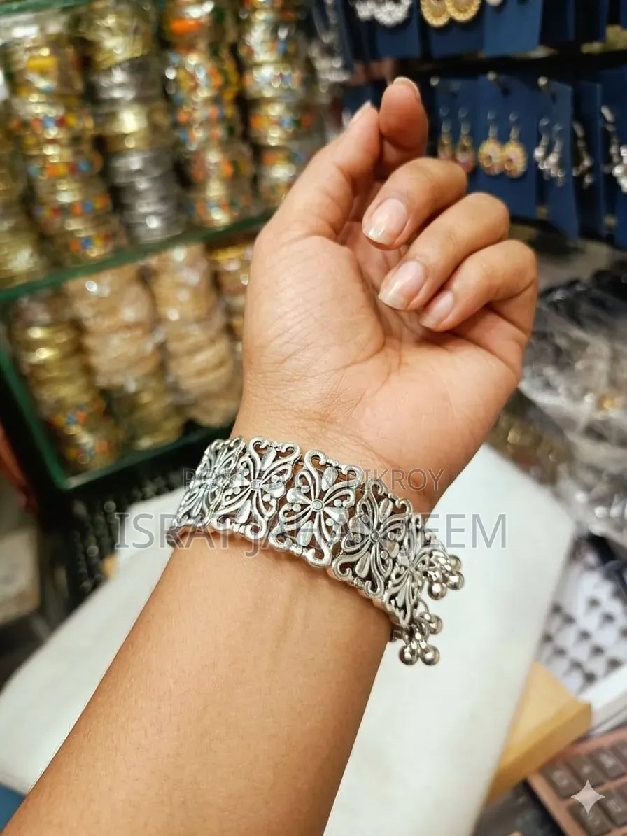 Bracelet Very Beautiful One Product