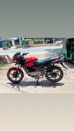 বাজাজ পালসার ১৫০ ২০১৪ লাল