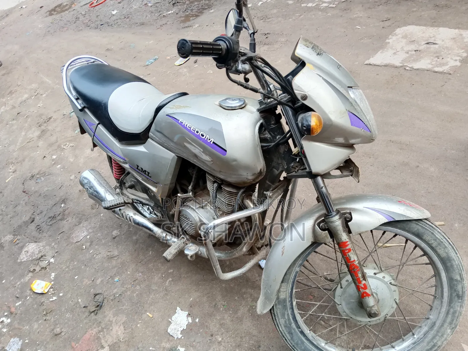 Bajaj Freedom 2019 Gray