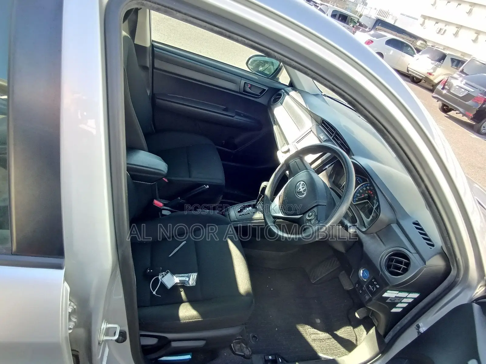 Toyota Axio 2021 Silver