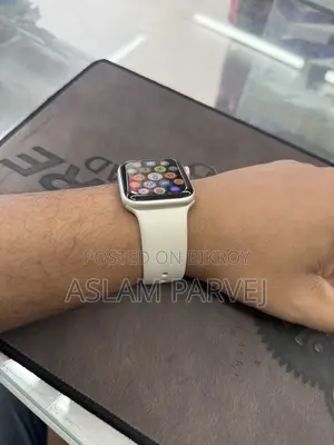 Apple Watch SE 2 (GPS)