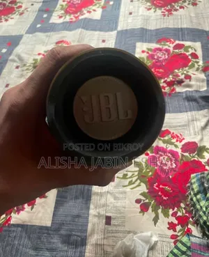 JBL Charge4