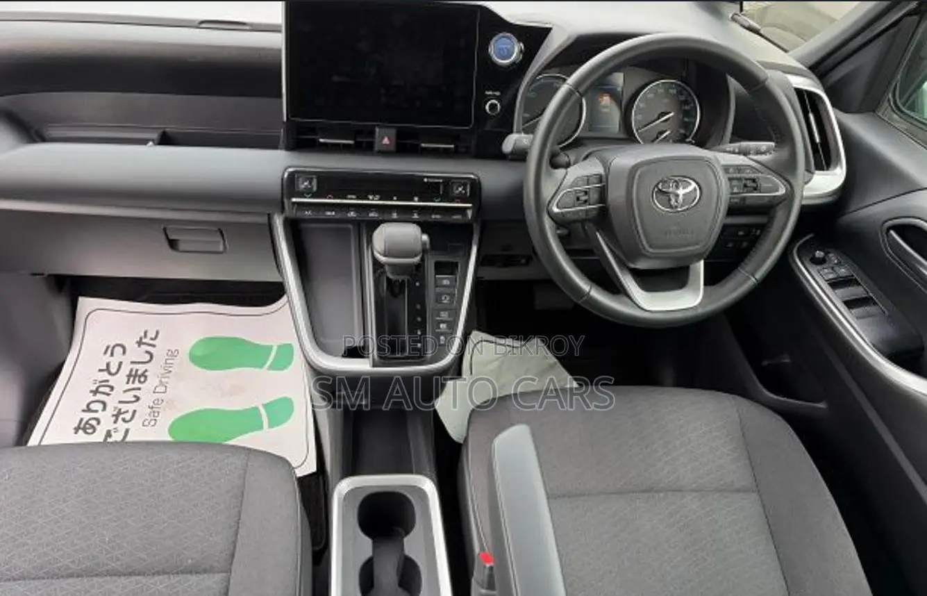 Toyota Noah 2022 Black