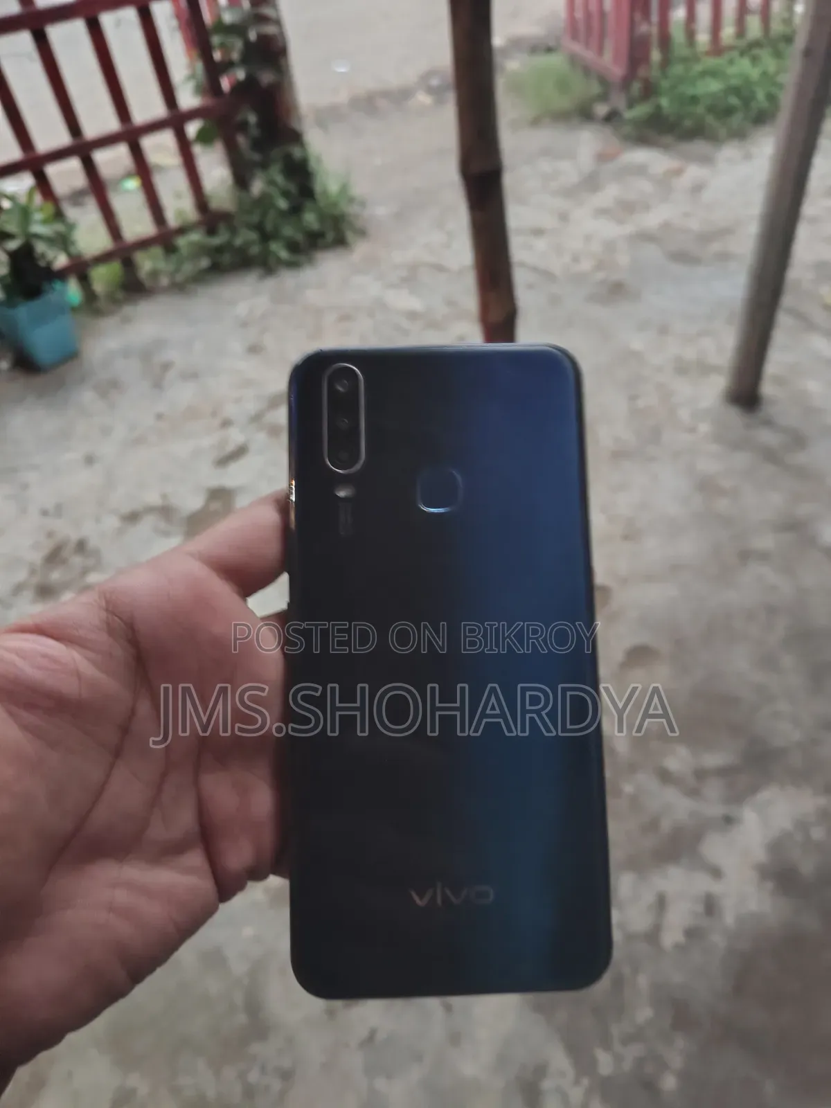 Vivo Y12 64 GB Blue