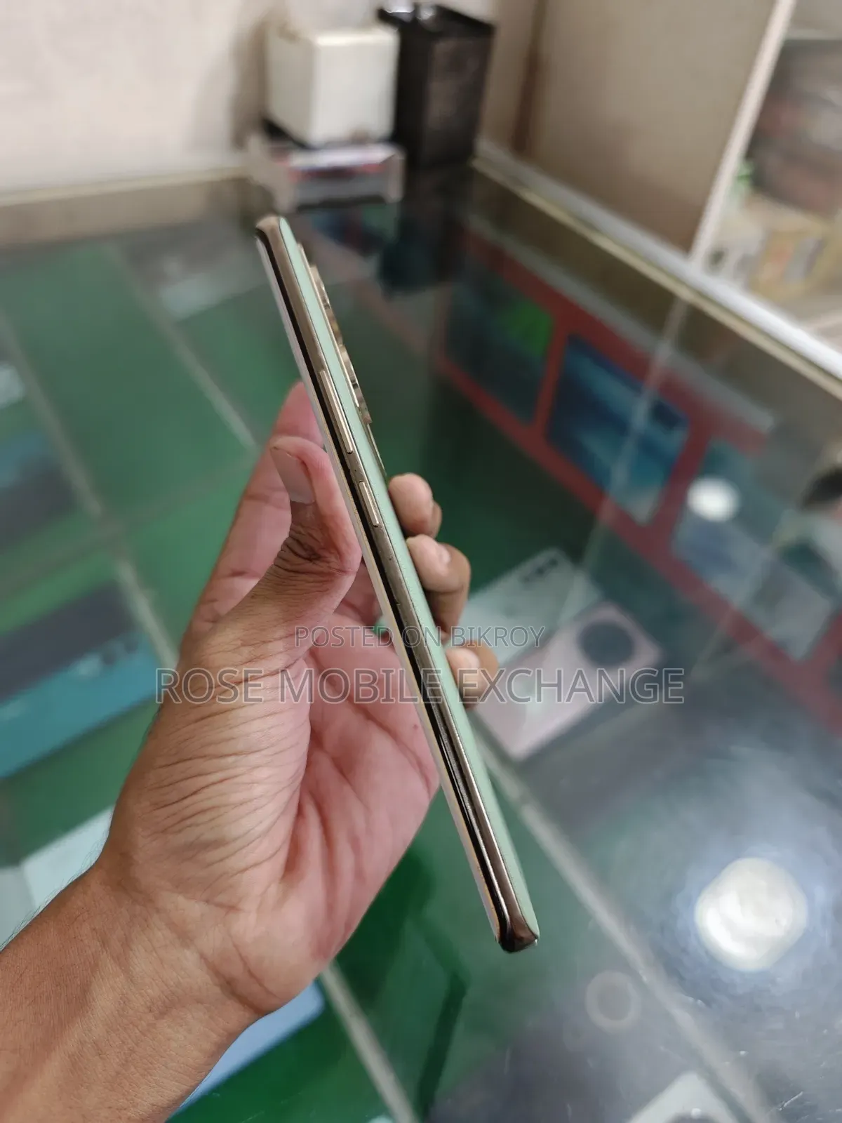 ইনফিনিক্স জিরো ৩০ ২৫৬ জিবি